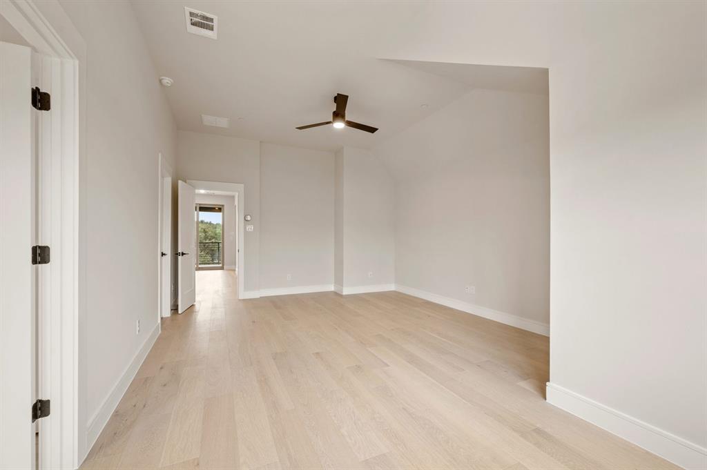 1352 Cherry Hills Lane Property Photo 25