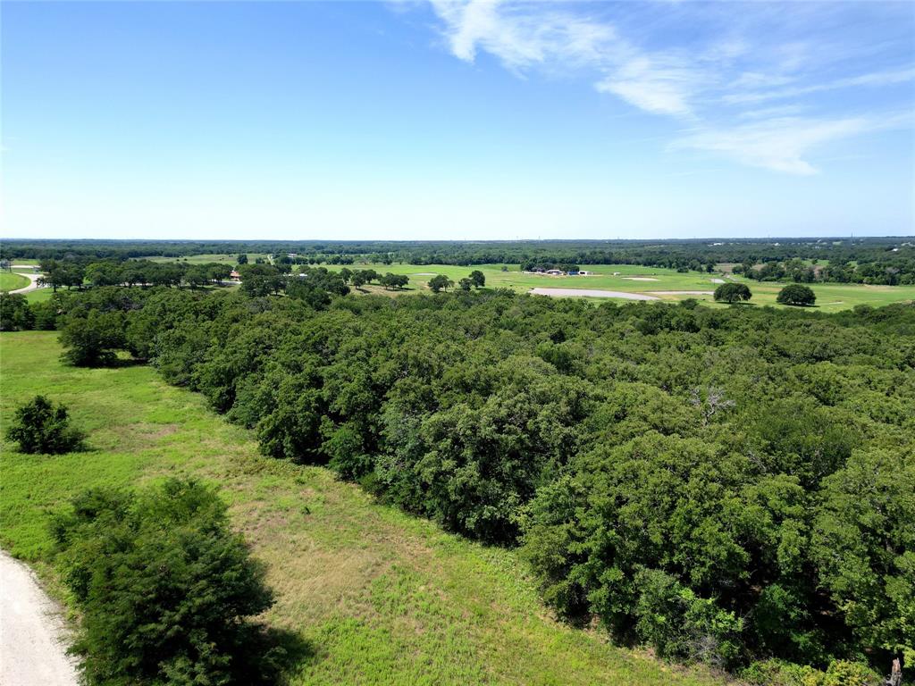 00 Cr 1593 Property Photo 8