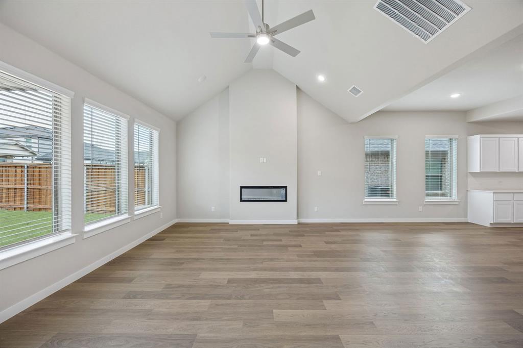 2104 Sunshining Road Property Photo 20