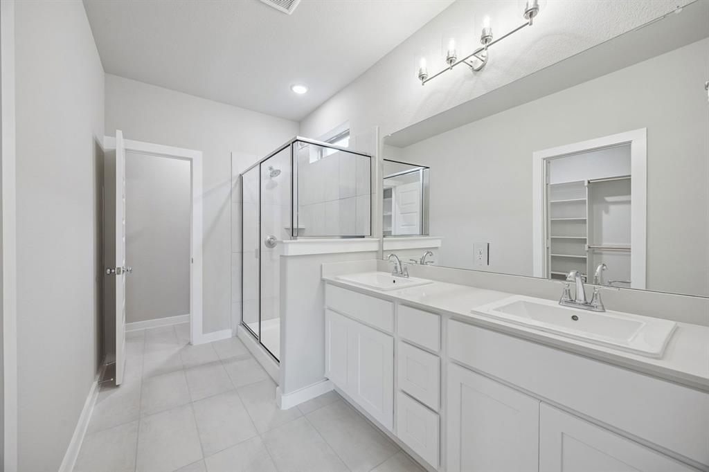 2104 Sunshining Road Property Photo 25