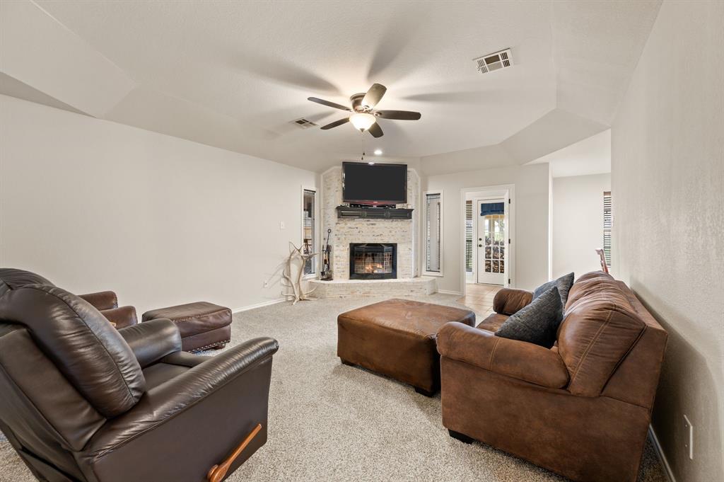 139 Runaway Bay Drive Property Photo 1