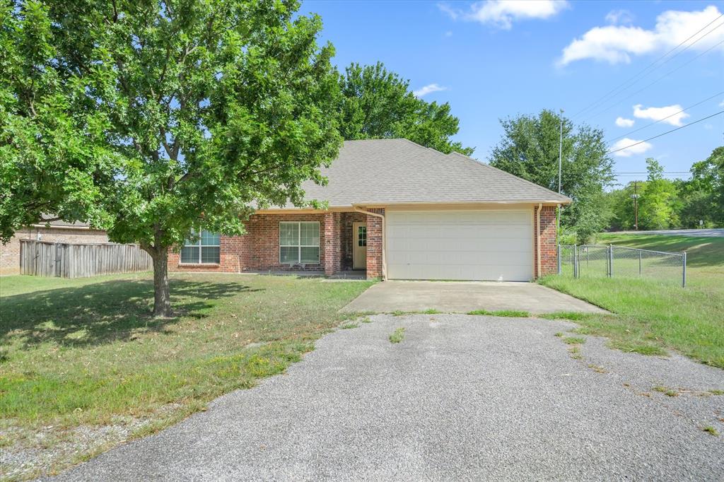 400 Bent Creek Dr Property Photo 3