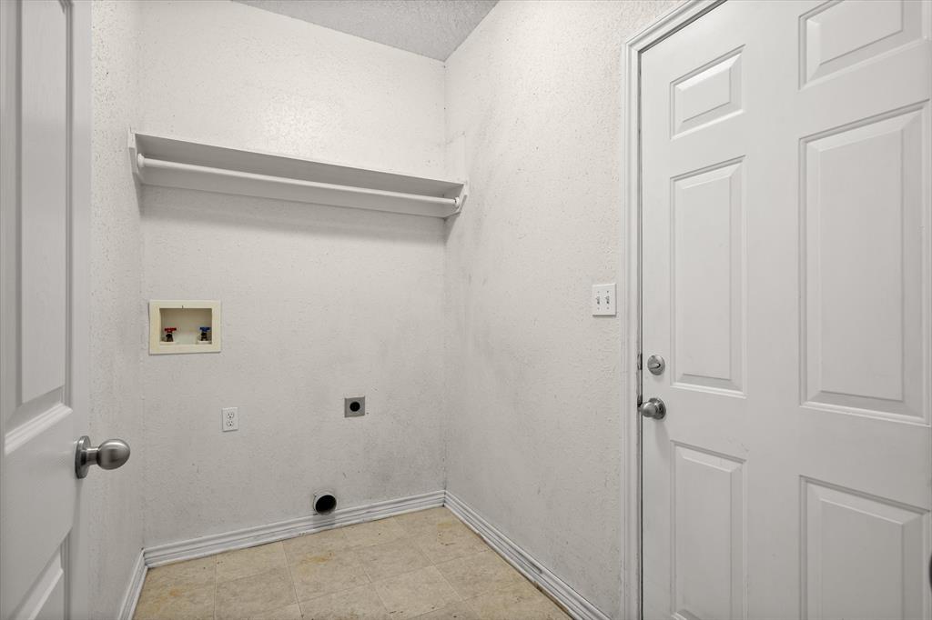 400 Bent Creek Dr Property Photo 8