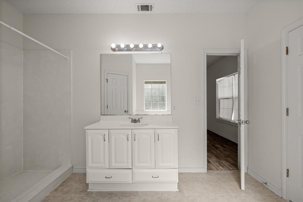 400 Bent Creek Dr Property Photo 11