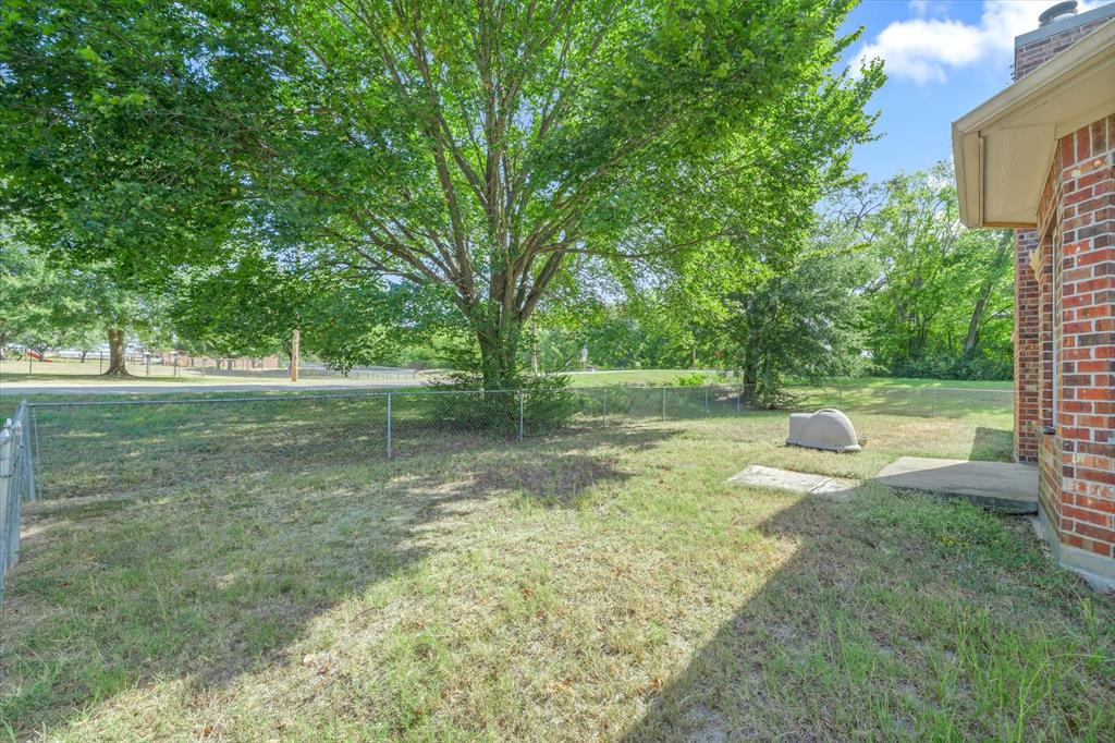400 Bent Creek Dr Property Photo 28