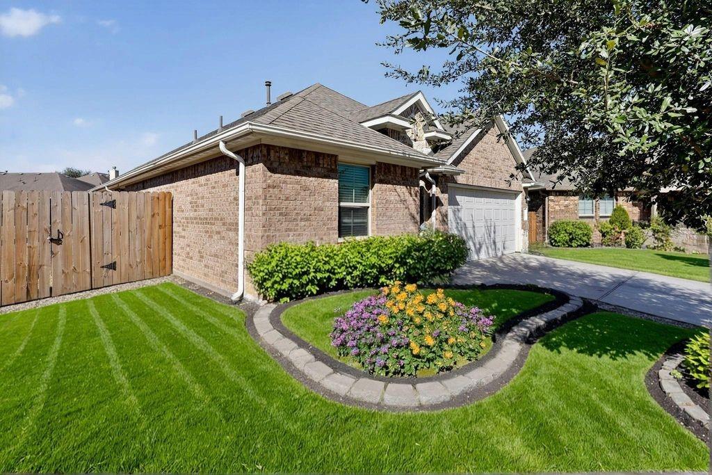 22038 Pheasant Bend Lane Property Photo 1
