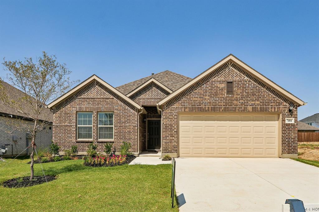 7404 Santolina Drive Property Photo 1