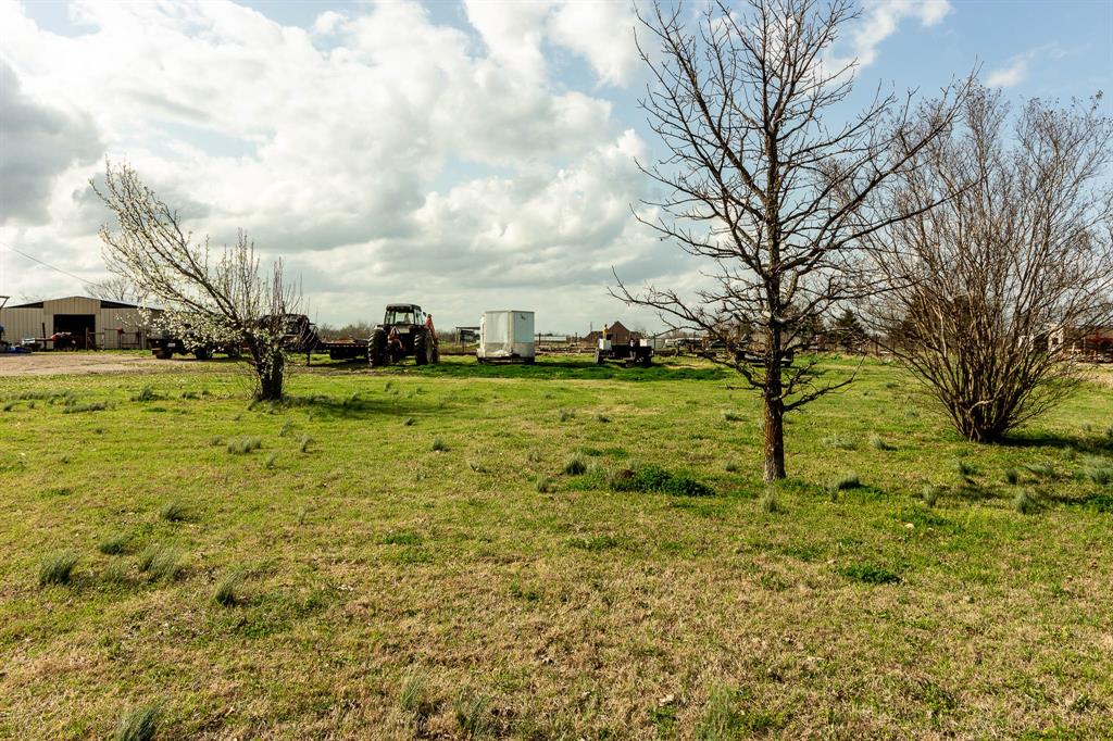 4331 Fm 2727 Property Photo 9