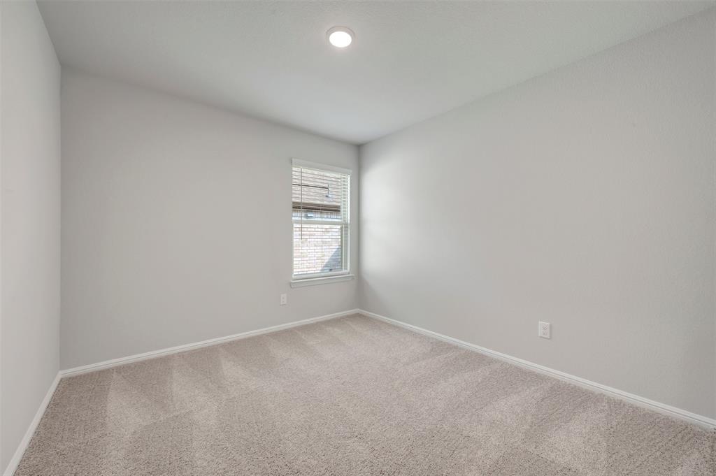 725 Grand Dale Drive Property Photo 10