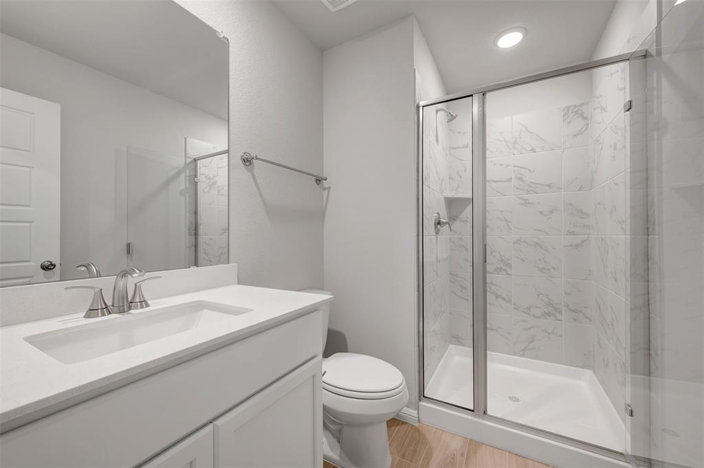 725 Grand Dale Drive Property Photo 12