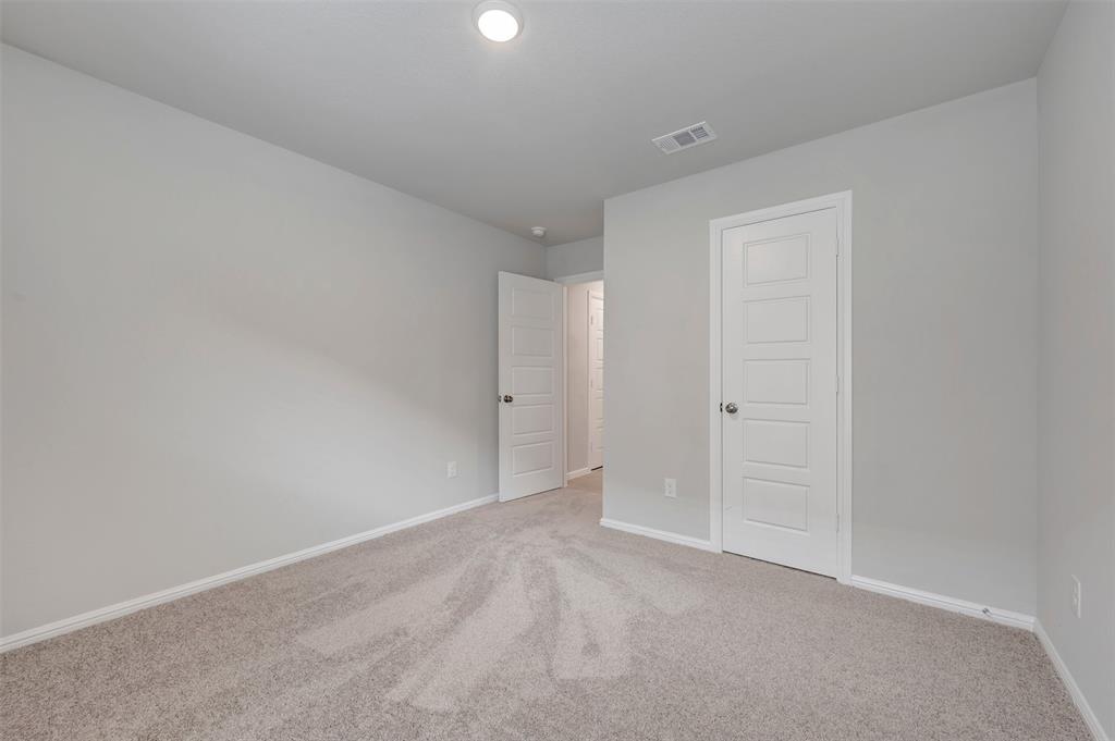 725 Grand Dale Drive Property Photo 14