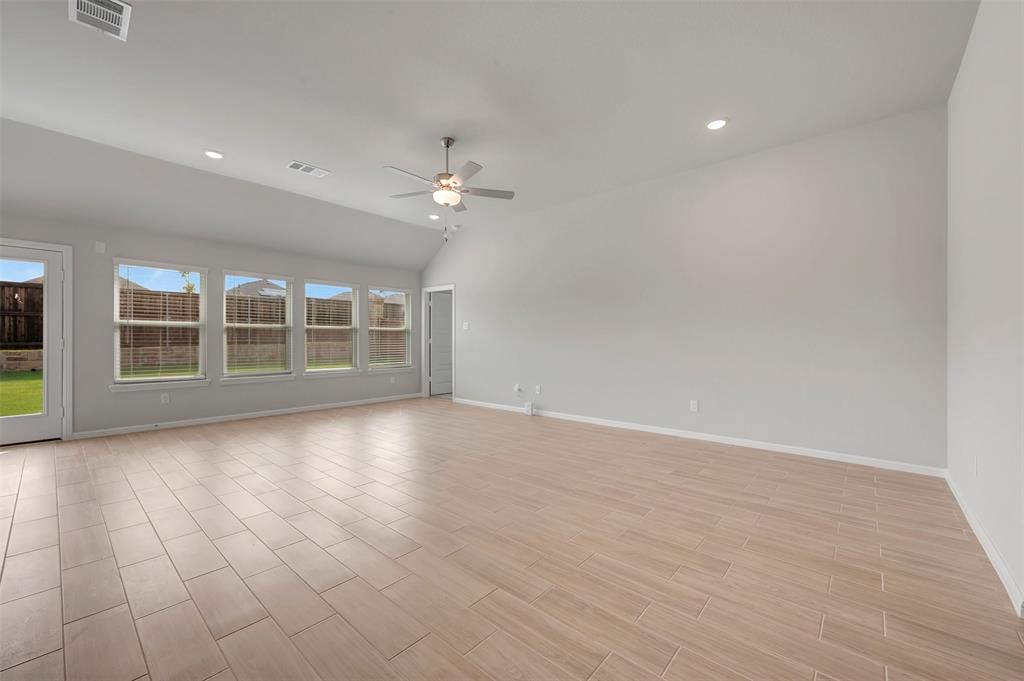 725 Grand Dale Drive Property Photo 22