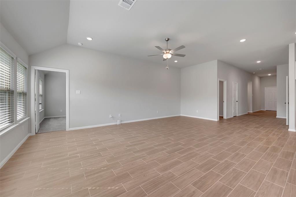 725 Grand Dale Drive Property Photo 25