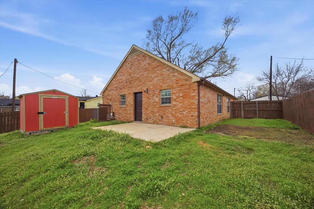 709 Sherman Street Property Photo 13