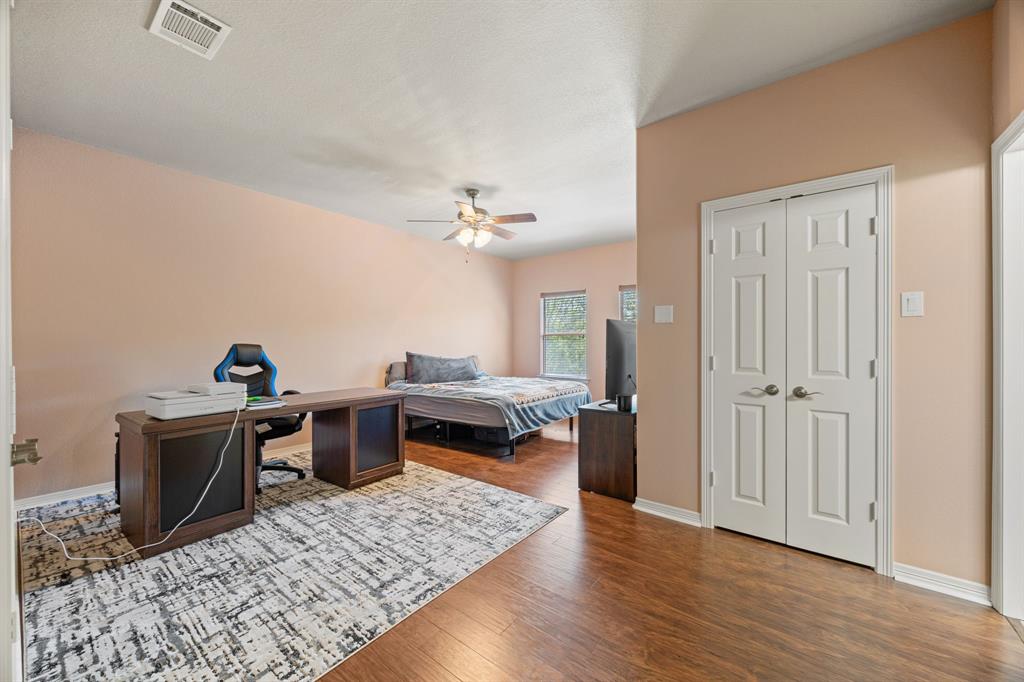 1559 Cypress Bend Drive Property Photo 24