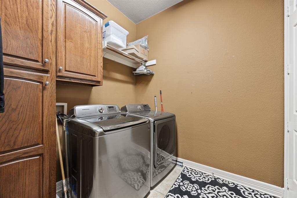 1559 Cypress Bend Drive Property Photo 33