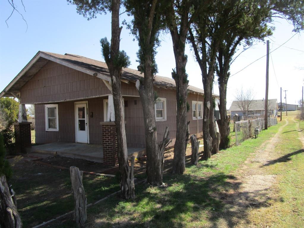 106 E Magnolia Avenue Property Photo 2