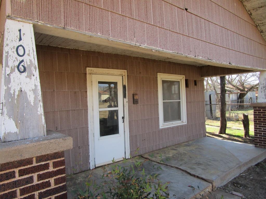 106 E Magnolia Avenue Property Photo 11
