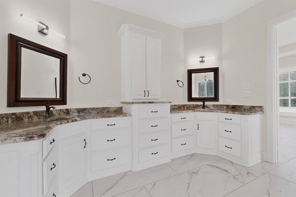 531 E Hickory Ridge Circle Property Photo 18