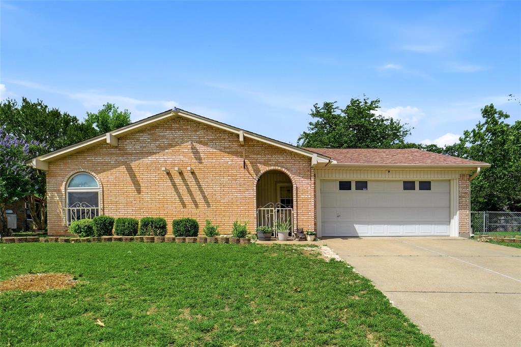 1004 Gladstone Avenue Property Photo 1