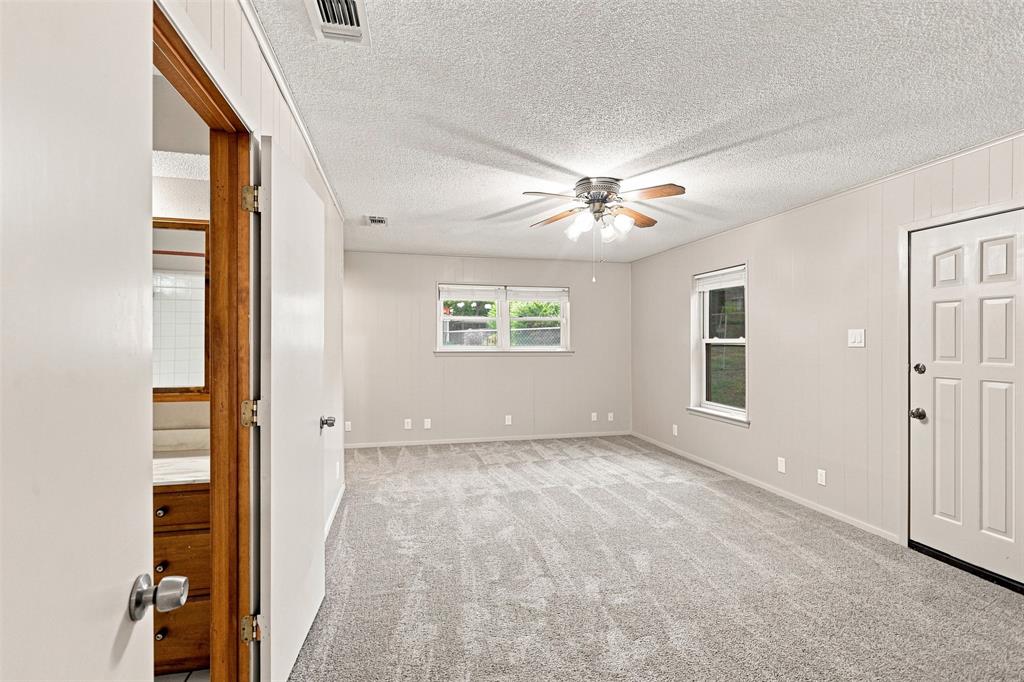 1004 Gladstone Avenue Property Photo 8