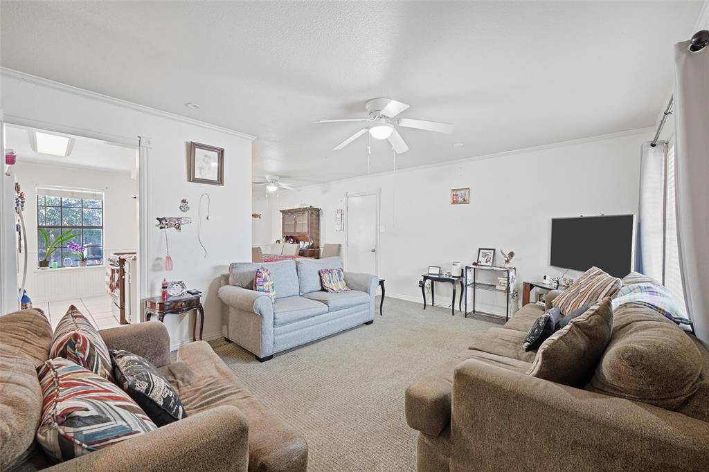 821 Jennifer Court Property Photo 6