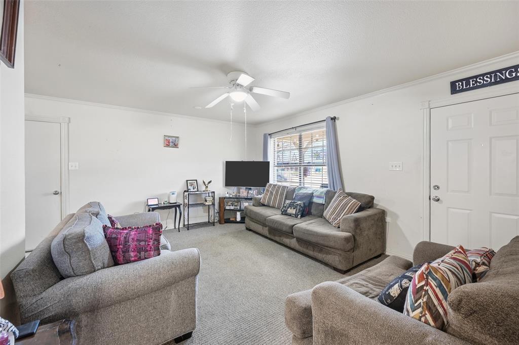 821 Jennifer Court Property Photo 7