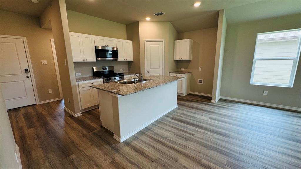 16569 Port Arthur Place Property Photo 3