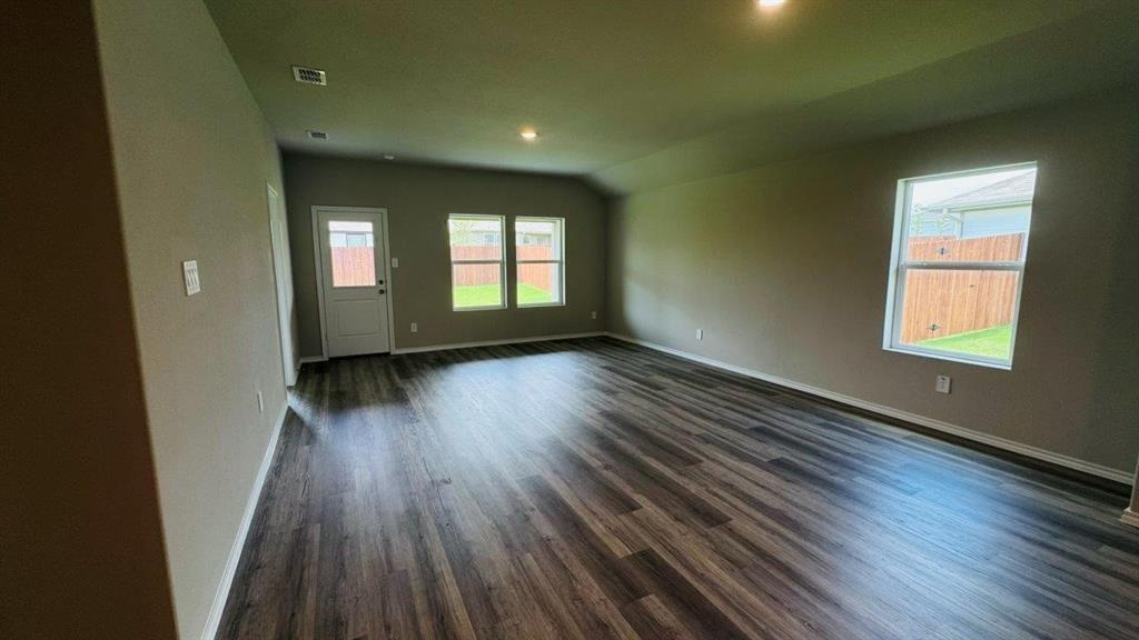 16569 Port Arthur Place Property Photo 7