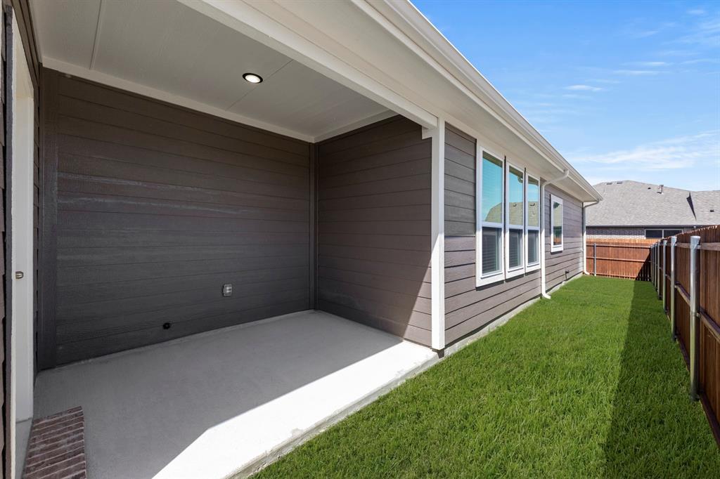 3732 Honey Daisy Drive Property Photo 26