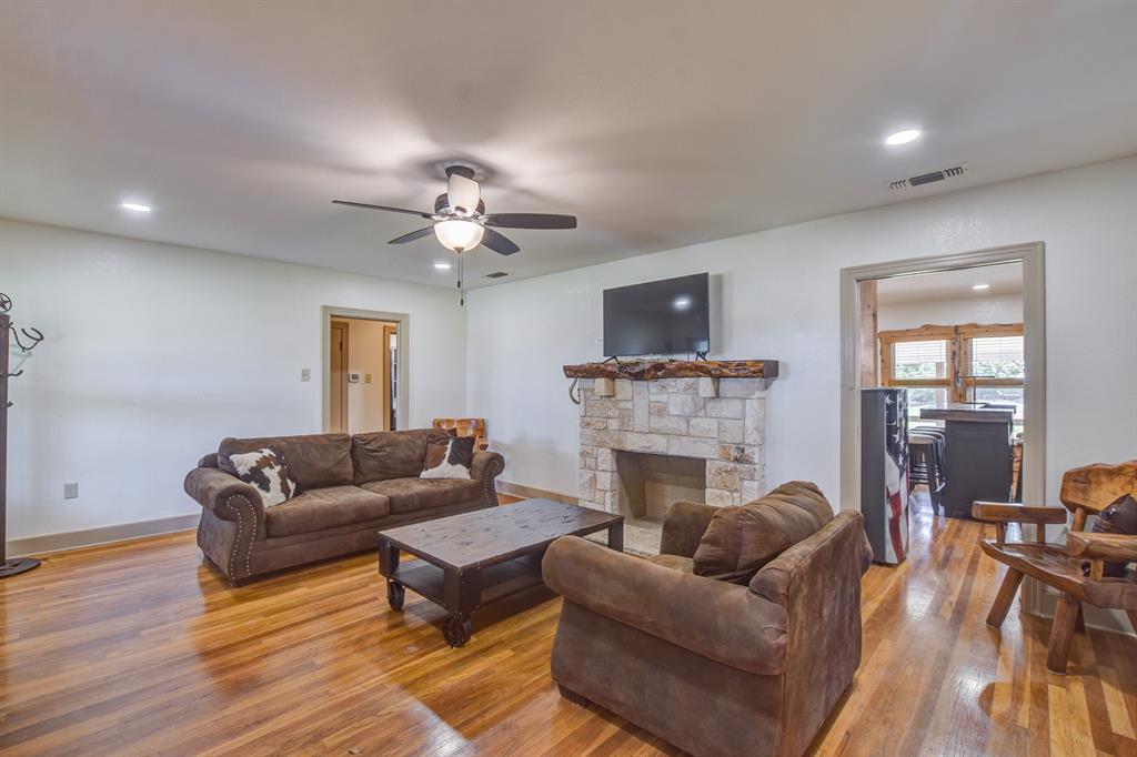 18601 Cr 214 Property Photo 31