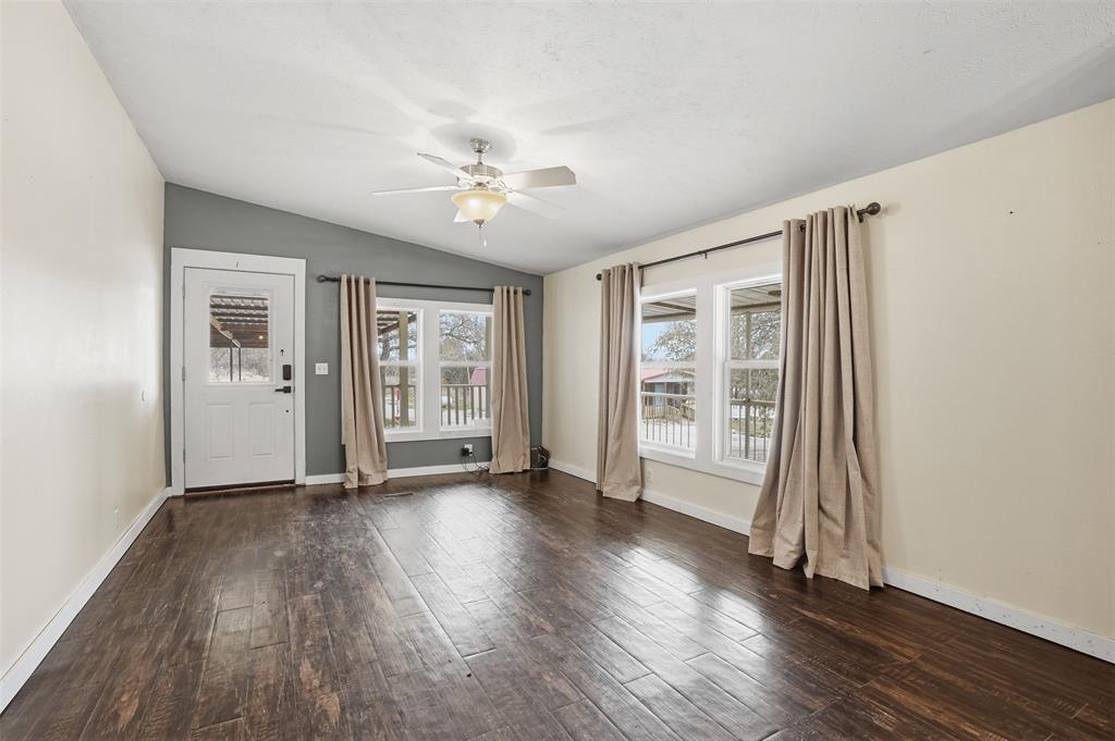 557 Fm 3003 Property Photo 5