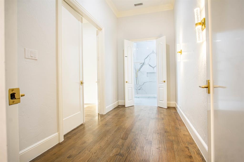 10545 Rogers Road Property Photo 17