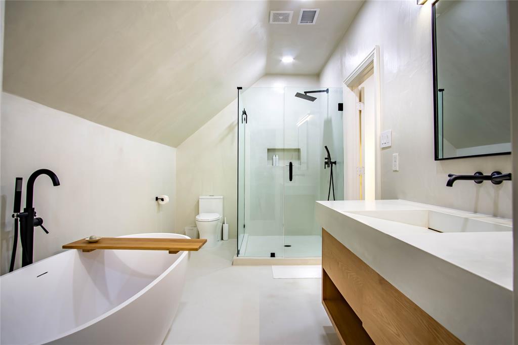 10545 Rogers Road Property Photo 25
