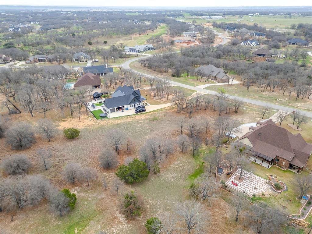 720 S Sugartree Drive Property Photo 6