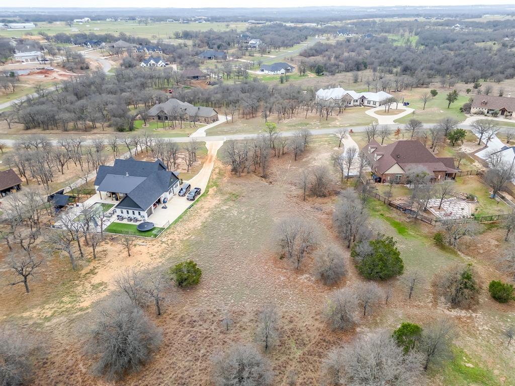 720 S Sugartree Drive Property Photo 7