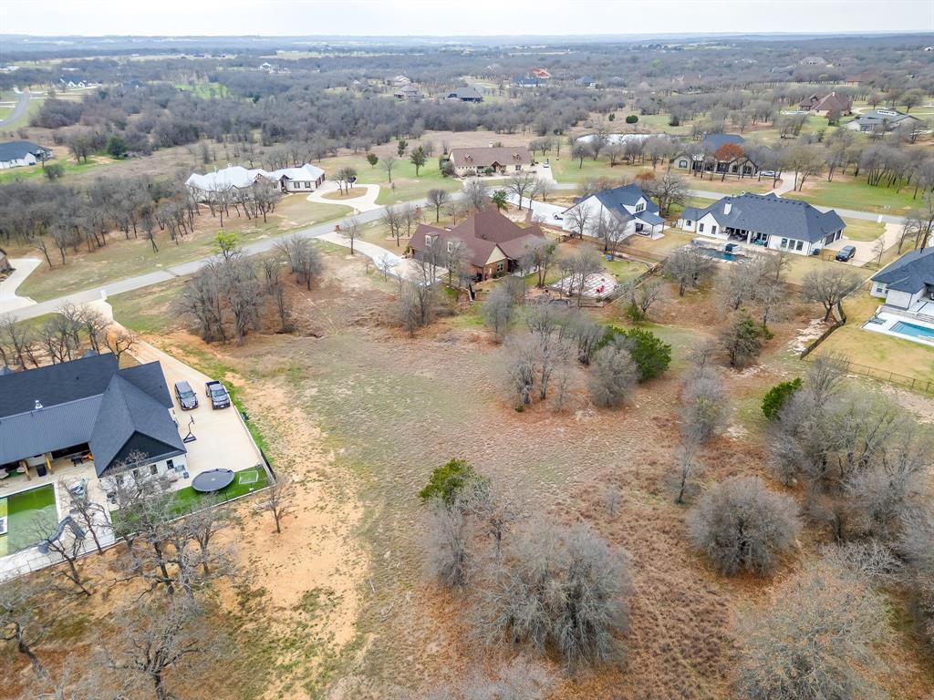 720 S Sugartree Drive Property Photo 8