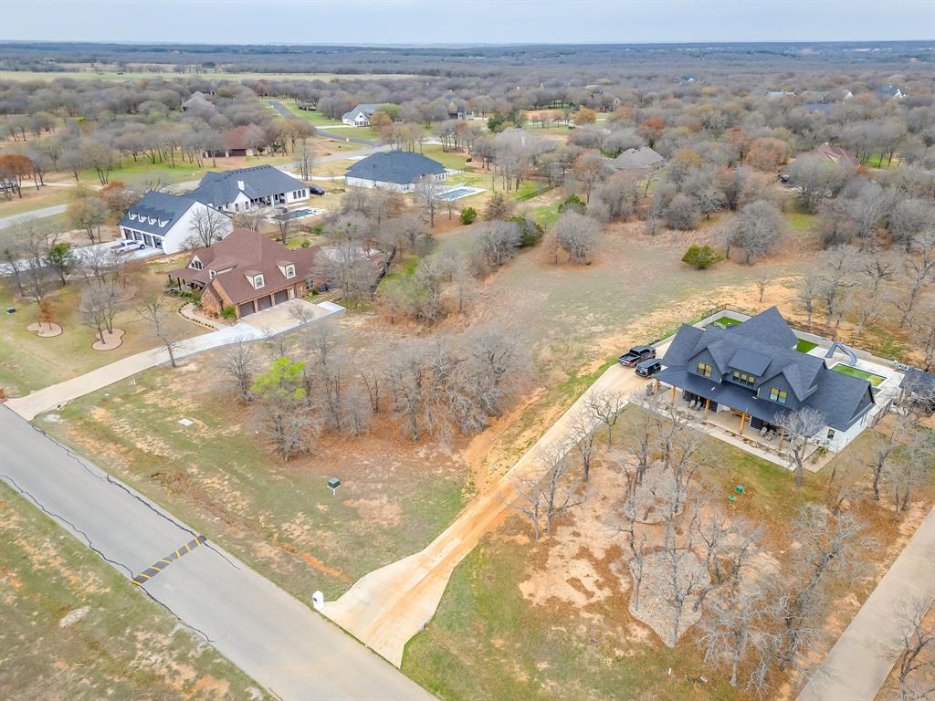 720 S Sugartree Drive Property Photo 10
