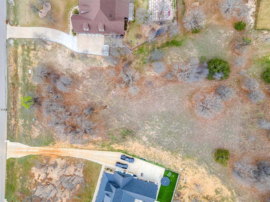 720 S Sugartree Drive Property Photo 11