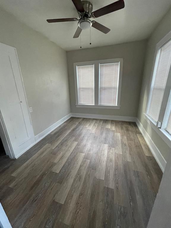 516 S Nueces Property Photo 14