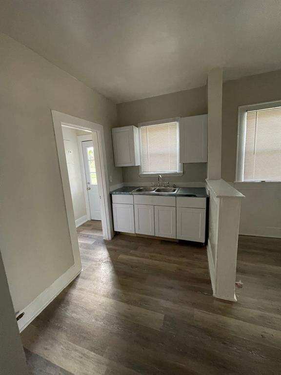 516 S Nueces Property Photo 15