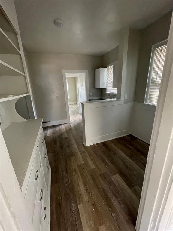 516 S Nueces Property Photo 17