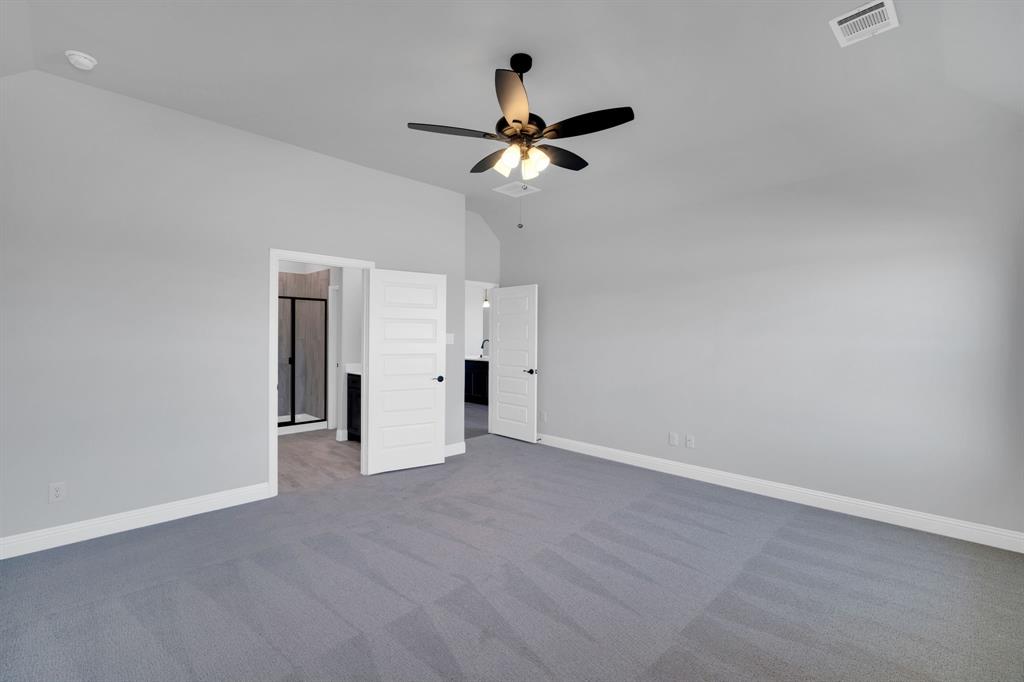 128 Lila Lake Drive Property Photo 14