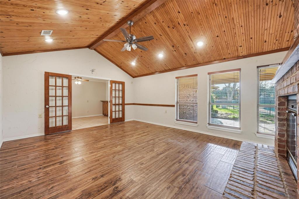 6208 Windsong Drive Property Photo 8
