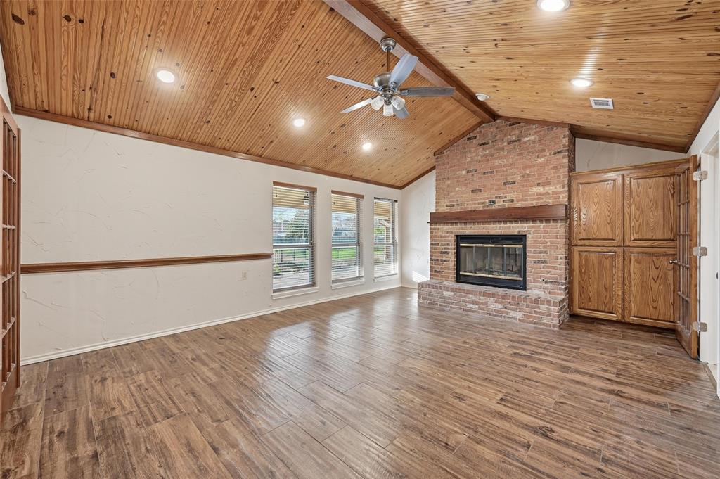 6208 Windsong Drive Property Photo 9