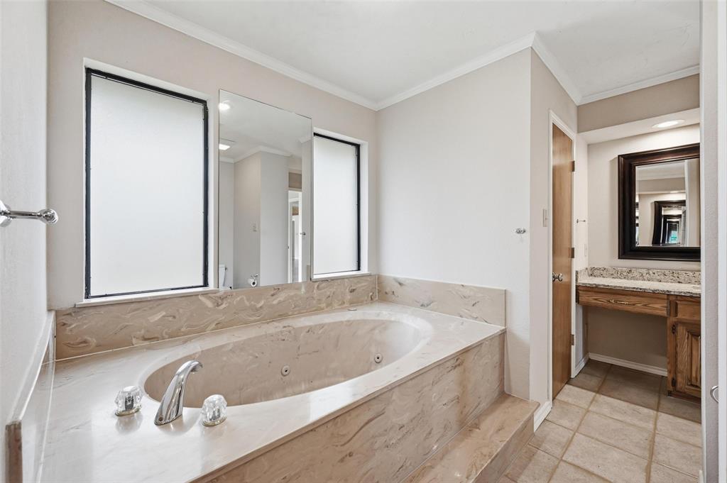 6208 Windsong Drive Property Photo 22