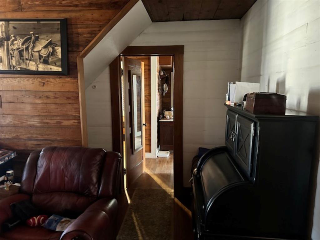 18250 Tx-36 Highway Property Photo 9