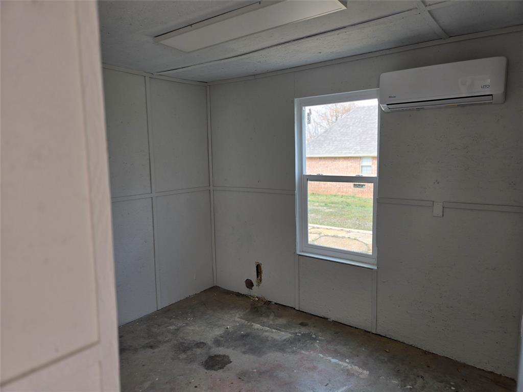 404 S Pecan Street Property Photo 15