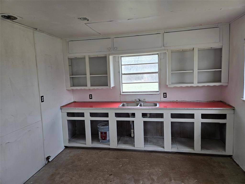 404 S Pecan Street Property Photo 16