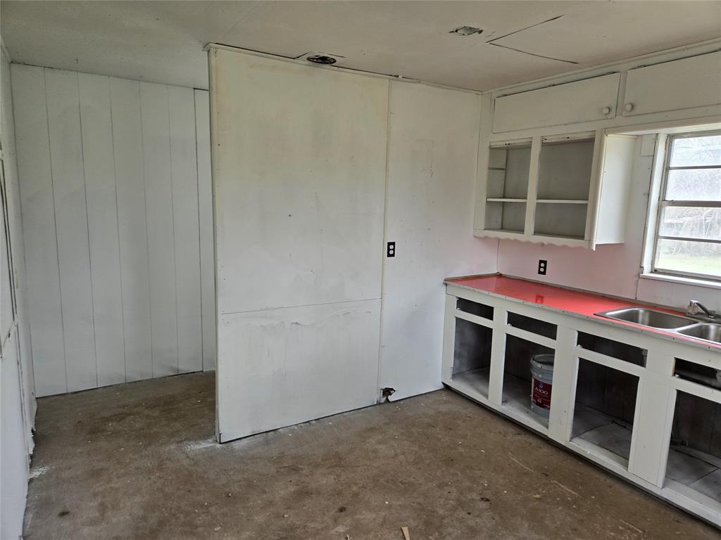 404 S Pecan Street Property Photo 17